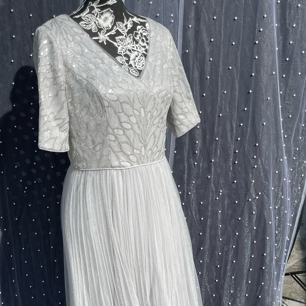 Adrianna Papel dress